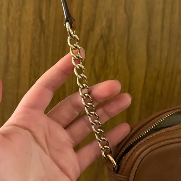 Michael Kors cross body brown purse - Picture 4 of 7